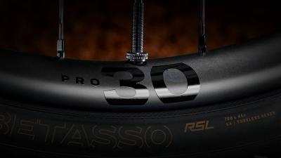 Bontrager Hinterrad Bontrager Paradigm Pro 30 Disc 142 Shim1 Produktbild 5
