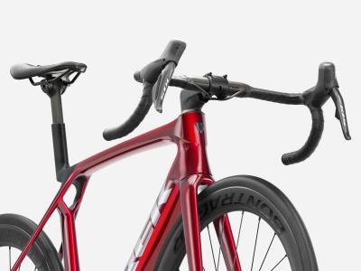 Trek Madone SL 6 ML Gloss Fury Red/Matte Deep Smoke Produktbild 4