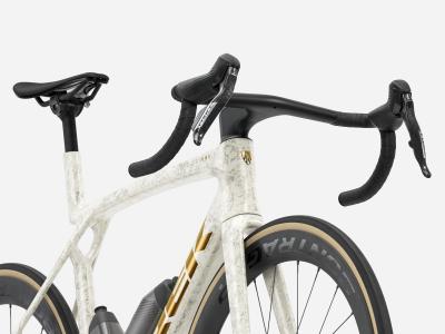 Trek Madone SLR 7 AXS XL Era White/Supernova Marble Produktbild 4