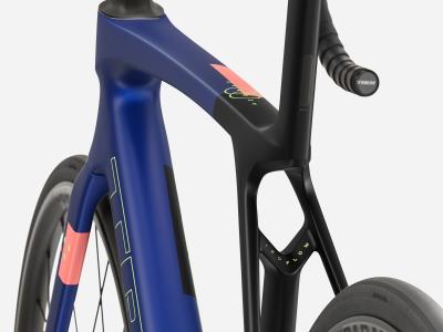 Trek Madone SL 5 M Matte Cobalt Blue/Trek Black/Living Produktbild 3
