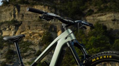 Trek FUEL+ MX 9.8 XT EU L Gloss Navy Smoke / Matte Trek Produktbild 3