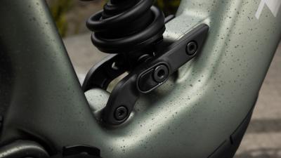 Trek FUEL+ MX 9.8 EA90 EU S Gloss Navy Smoke / Matte Tr Produktbild 2